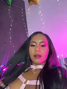 AlisonHoot69 online show from February 7, 11:02 pm