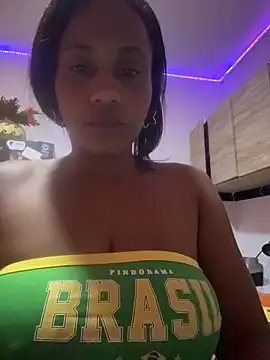 AlisonHoot69 online show from March 15, 2:46 pm