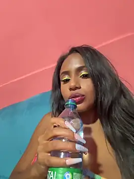 Snapshot of AlisonHoot69 chatting on September 16, 3:51 am AlisonHoot69 online show from September 16, 3:51 am