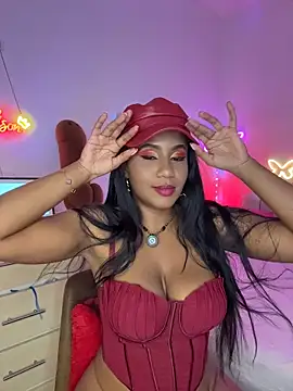 AlisonHoot69 online show from July 21, 11:39 pm