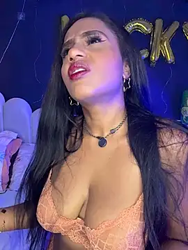 AlisonHoot69 online show from April 4, 2:18 am