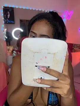 AlisonHoot69 online show from May 8, 9:29 pm
