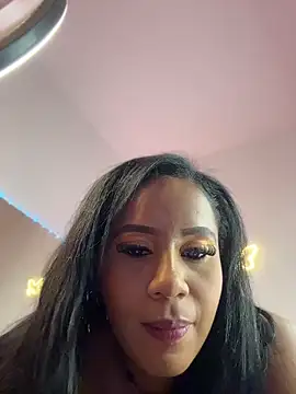AlisonHoot69 online show from May 6, 6:34 pm
