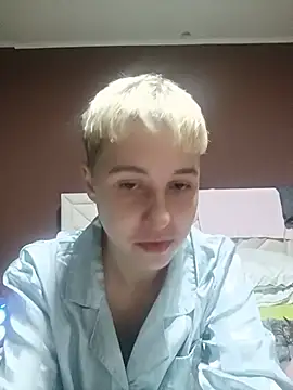 Gussie Bridie online show from May 27, 9:22 pm