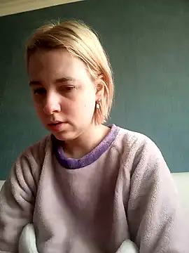 Snapshot of Gussie_Bridie chatting on February 2, 7:20 am Gussie Bridie online show from February 2, 7:20 am