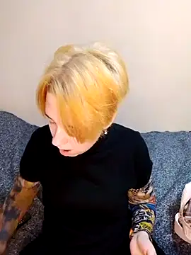 Gussie Bridie online show from February 14, 8:36 am