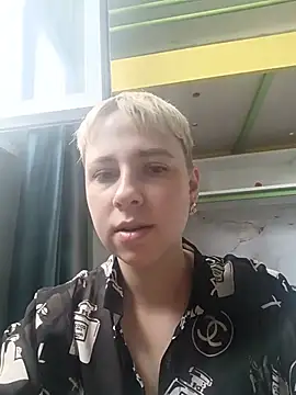 Gussie Bridie online show from June 1, 4:56 am