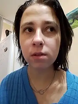 Snapshot of Gussie_Bridie chatting on October 2, 3:43 am Gussie Bridie online show from October 2, 3:43 am