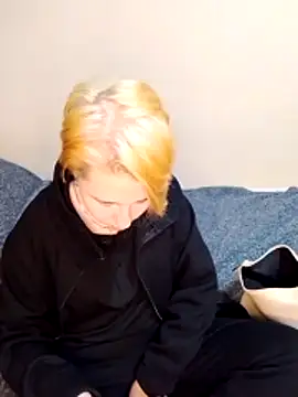 Gussie Bridie online show from February 13, 9:20 am