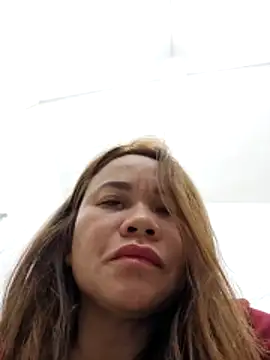 MinDanasa79 online show from February 5, 10:05 pm