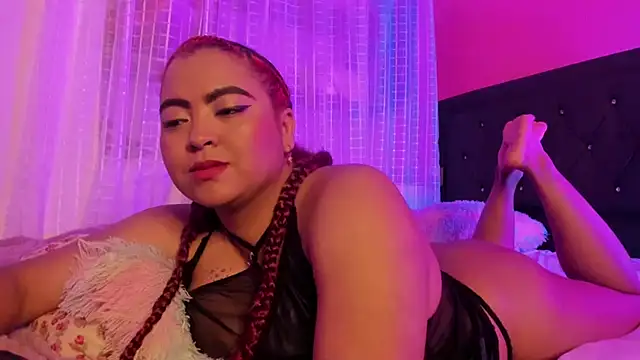 ivy roosx online show from March 22, 10:37 pm