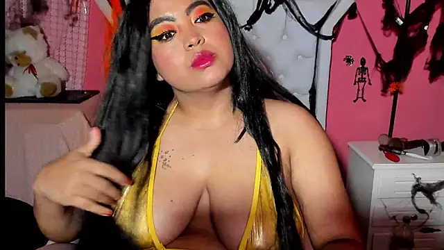 ivy roosx online show from October 27, 11:49 pm