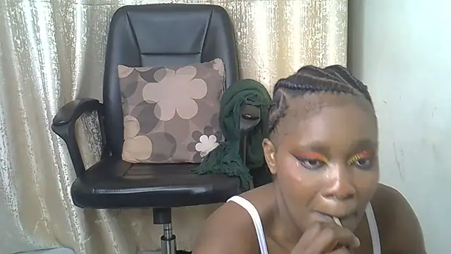 jeyberrie online show from June 14, 8:21 pm