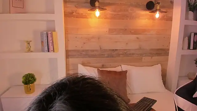 nicky peyton online show from November 5, 3:09 am