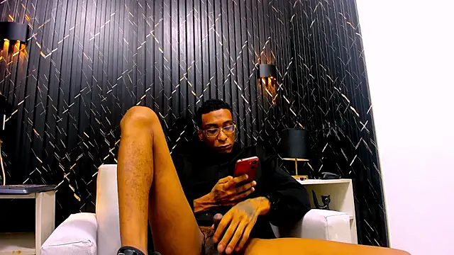 Snapshot of Jose_Smoke chatting on October 17, 12:14 am Jose Smoke online show from October 17, 12:14 am