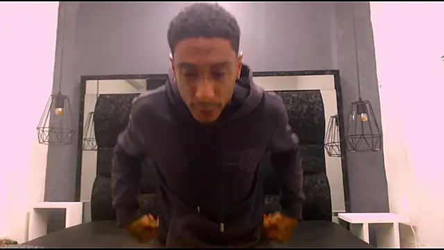 Snapshot of Jose_Smoke chatting on September 18, 3:09 am Jose Smoke online show from September 18, 3:09 am