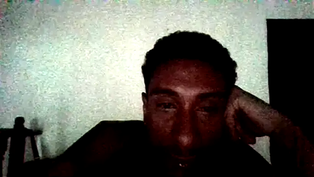 Snapshot of Jose_Smoke chatting on October 31, 5:09 pm Jose Smoke online show from October 31, 5:09 pm