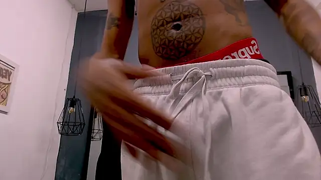 Snapshot of Jose_Smoke chatting on November 17, 2:48 am Jose Smoke online show from November 17, 2:48 am