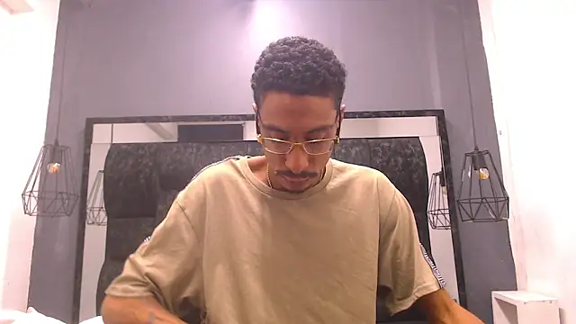 Snapshot of Jose_Smoke chatting on October 3, 2:59 am Jose Smoke online show from October 3, 2:59 am