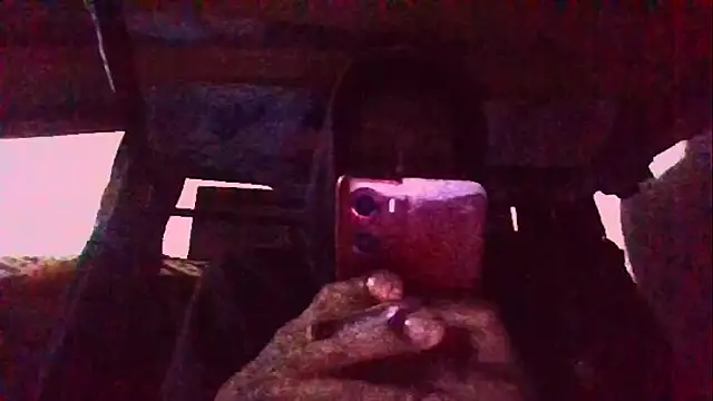 Snapshot of Jose_Smoke chatting on December 3, 4:46 am Jose Smoke online show from December 3, 4:46 am