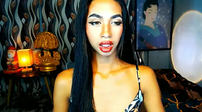 PrettyLatiina online show from December 9, 5:29 am