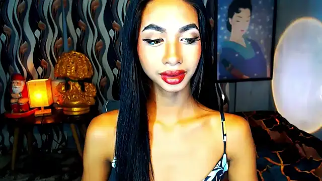 PrettyLatiina online show from December 18, 4:17 pm