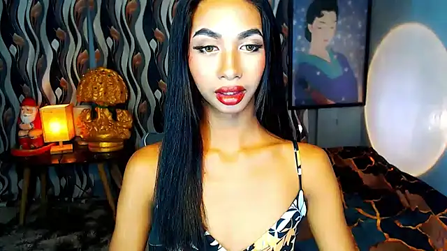 PrettyLatiina online show from January 25, 8:42 pm