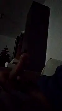 Snapshot of kevcore96 chatting on December 6, 4:55 pm kevcore96 online show from December 6, 4:55 pm