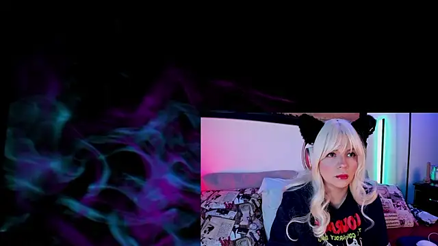 Snapshot of Irinaa_Scarlett chatting on November 12, 2:15 am Irinaa Scarlett online show from November 12, 2:15 am