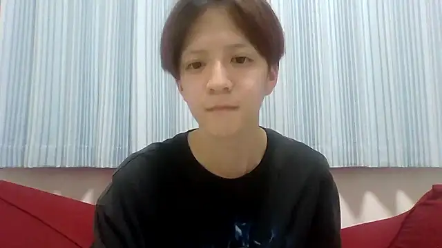 Snapshot of yuuuuma578 chatting on October 12, 8:26 am yuuuuma578 online show from October 12, 8:26 am