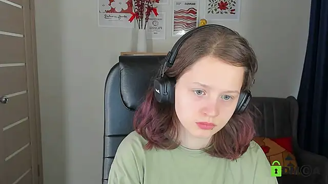 Alina Mills online show from May 18, 9:36 am