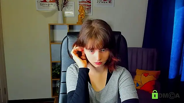 Snapshot of Alina_Mills chatting on September 30, 8:42 am Alina Mills online show from September 30, 8:42 am