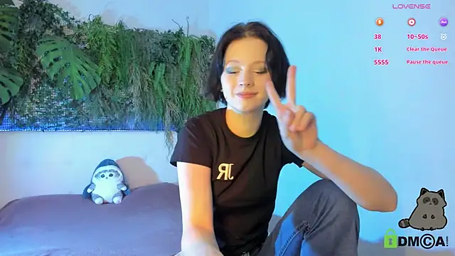 Snapshot of Alina_Mills chatting on January 24, 3:13 pm Alina Mills online show from January 24, 3:13 pm