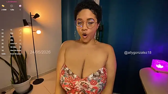aleiasc online show from May 24, 9:04 pm