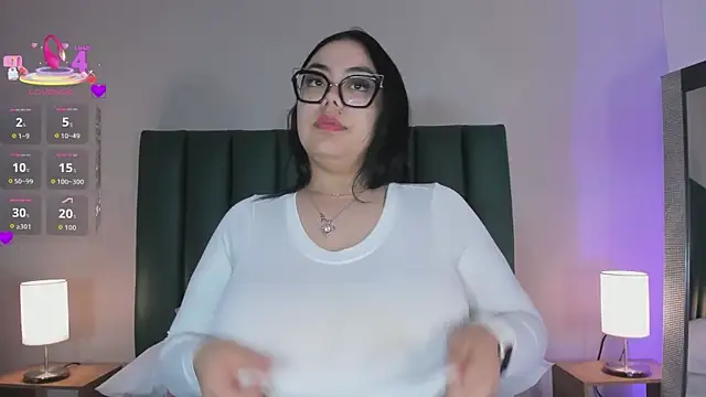 juicy led  online show from March 31, 11:12 am