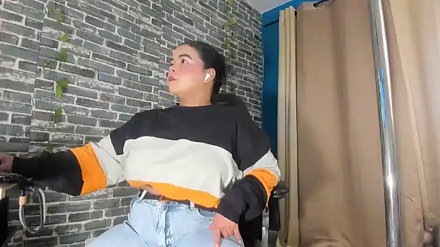 iam samy  online show from November 4, 11:25 am