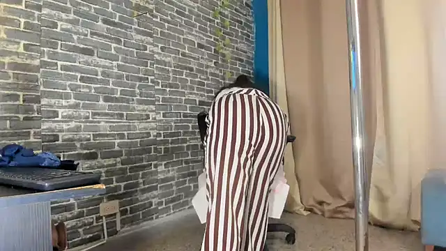 iam samy  online show from February 4, 11:38 am