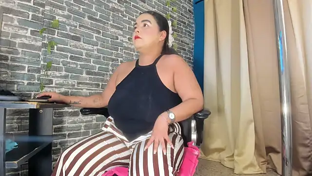 iam samy  online show from November 13, 11:47 am