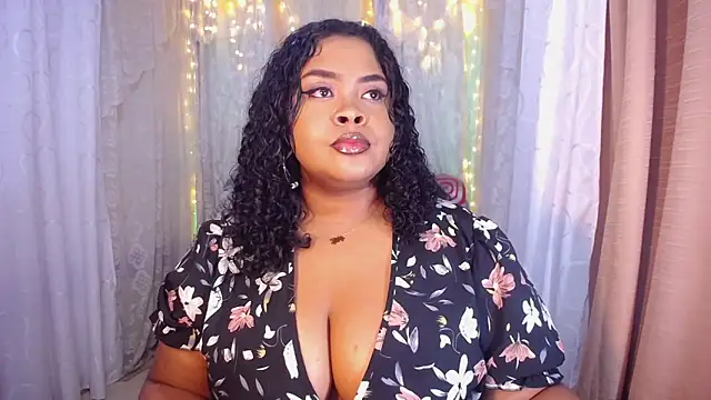 Snapshot of Ana_off_alana chatting on February 17, 11:11 pm Ana off alana online show from February 17, 11:11 pm