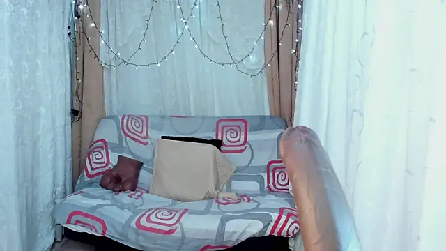 Ana off alana online show from April 28, 2:27 am