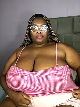 Snapshot of bustytitsxxx chatting on September 23, 4:08 am bustytitsxxx online show from September 23, 4:08 am