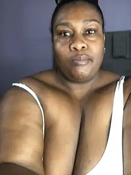 bustytitsxxx online show from October 21, 4:01 am