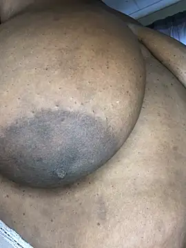 bustytitsxxx online show from May 22, 9:18 am