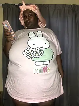 bustytitsxxx online show from June 20, 3:17 pm
