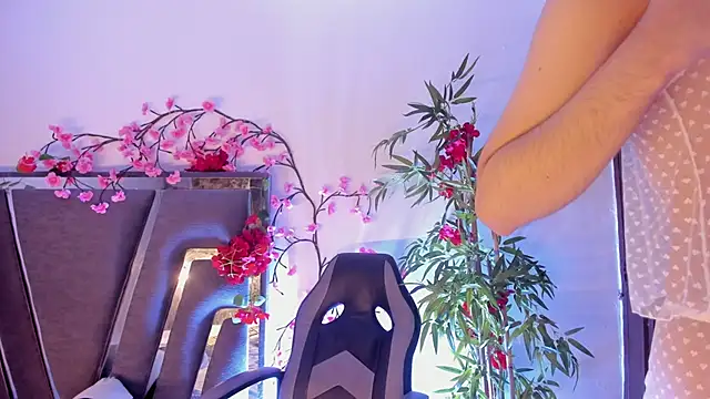 Snapshot of Black_Rose2 chatting on November 19, 11:32 am Black Rose2 online show from November 19, 11:32 am