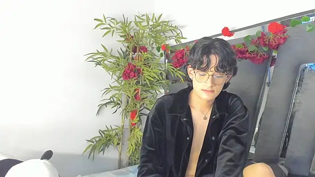 Snapshot of Black_Rose2 chatting on March 12, 2:56 pm Black Rose2 online show from March 12, 2:56 pm