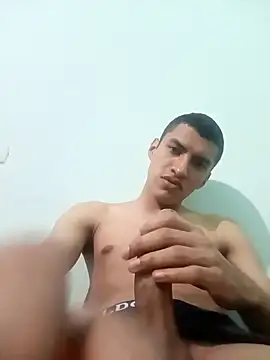 Rogersmit2 online show from October 31, 12:07 am