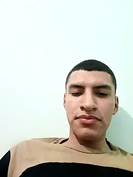 Rogersmit2 online show from November 26, 12:43 am