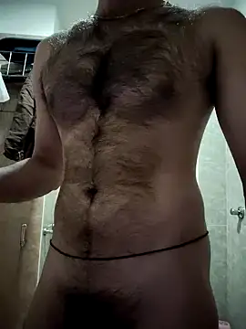 Snapshot of hairy_gun chatting on February 24, 8:03 pm hairy gun online show from February 24, 8:03 pm