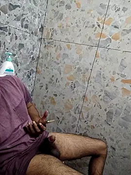 Snapshot of hairy_gun chatting on March 17, 1:29 pm hairy gun online show from March 17, 1:29 pm